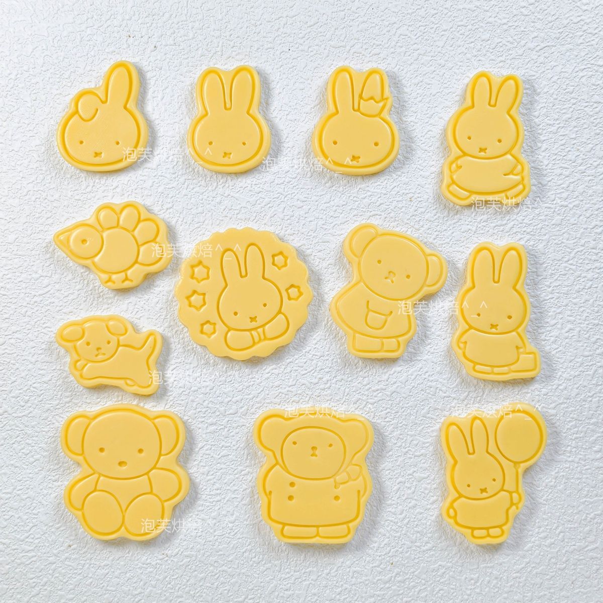 Kitchen Appliances On Sale - かわいい 3D プレスクッキー型 ミッフィー柄付き 再利用可能なベーキングツール 子供