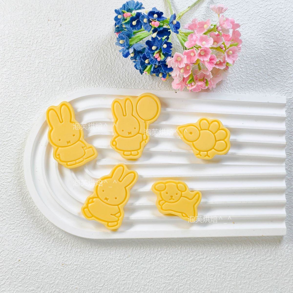 かわいい 3D プレスクッキー型 ミッフィー柄付き 再利用可 - Kitchen Appliances On Sale のレビューと価格
