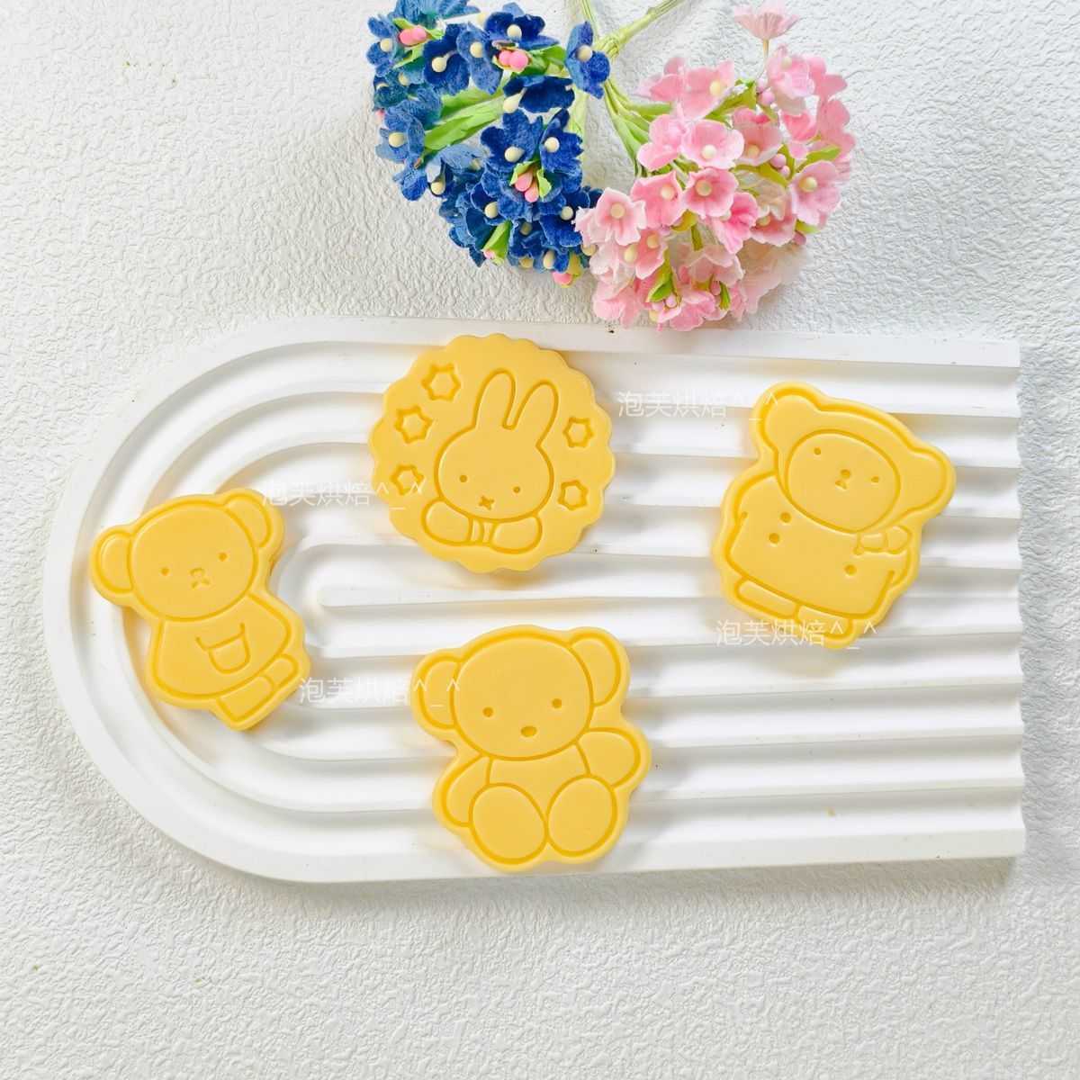 かわいい 3D プレスクッキー型 ミッフィー柄付き 再利用可 - Kitchen Appliances On Sale のレビューと価格